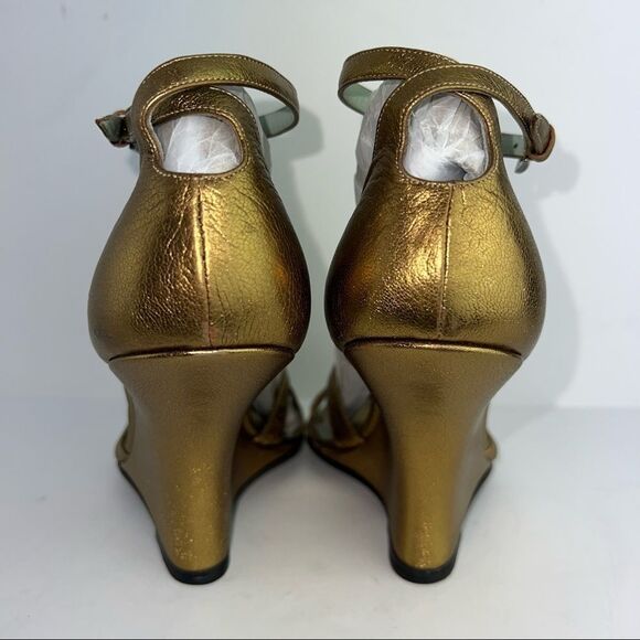 Sigerson Morison • Bronze Dress Wedge Sandals w/ New York Patent - Picture 7 of 14